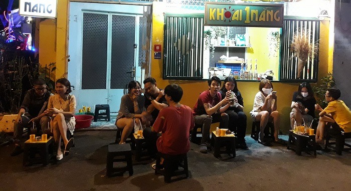 Ăn khoai lang mật nướng ngon ở đâu tại Sài Gòn?