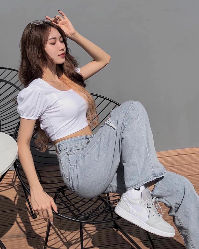 Đánh giá Nike Jordan 1 cổ thấp và cách phối đồ hợp thời trang phong cách