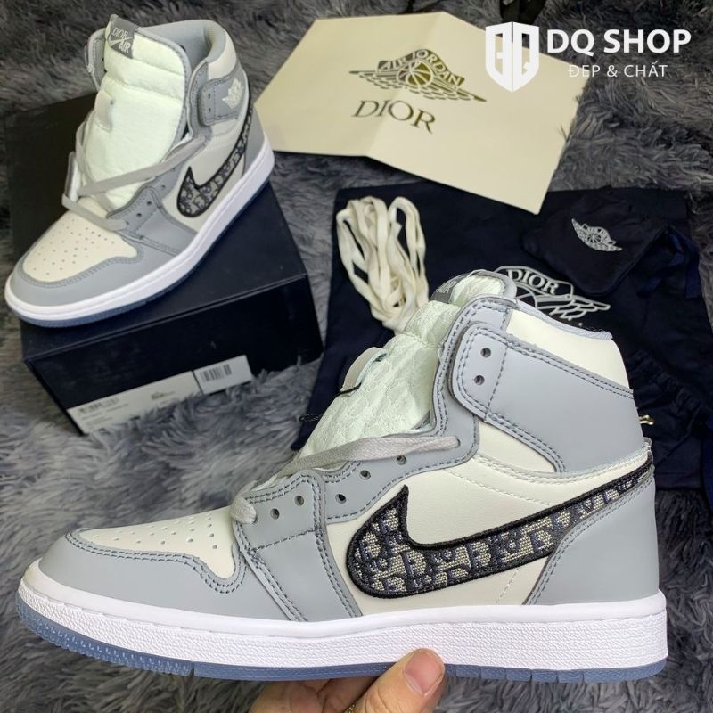 Đánh giá chi tiết giày Nike Air Jordan 1 Dior gây sốt giới trẻ thời gian qua