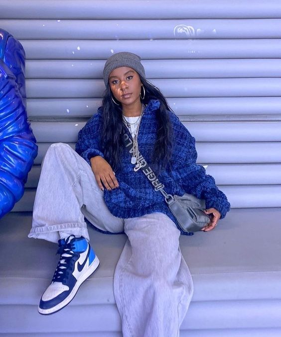 Đánh giá chi tiết về giày Nike Air Jordan 1 Royal Blue và cách phối đồ cực chất
