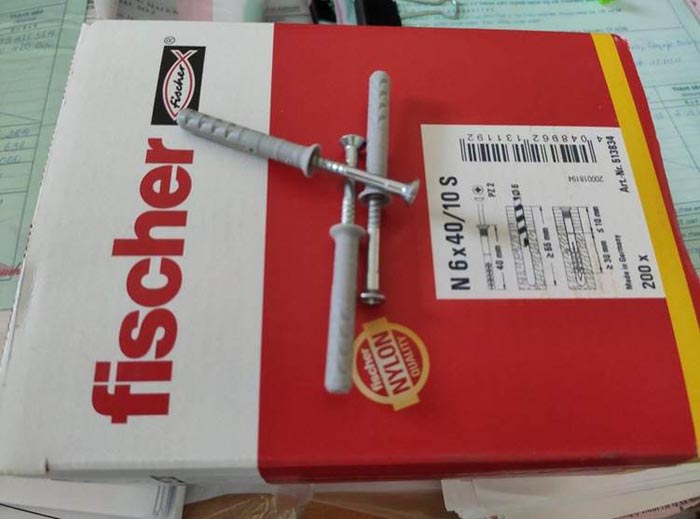 Tìm mua tắc kê nhựa chất lượng, giá tốt cho công trình