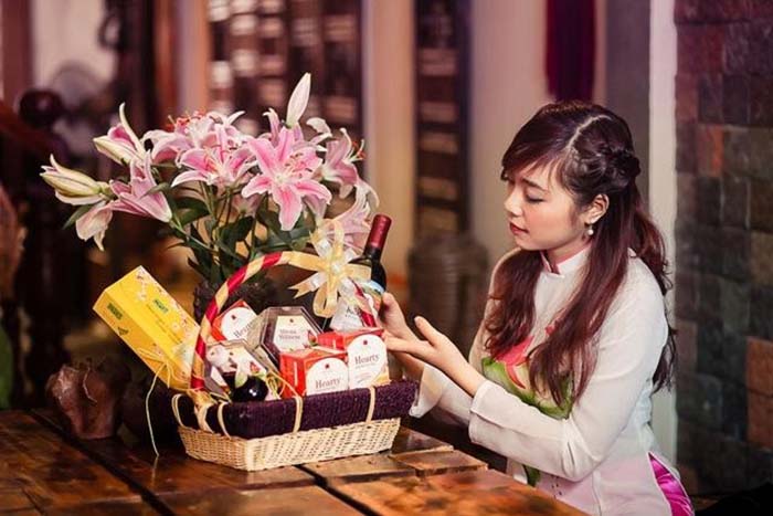 Ý Nghĩa Quà Tết-Tết năm 2022 nên tặng quà gì ý nghĩa?