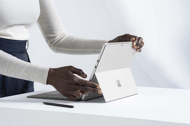 Đánh giá Surface Pro 8: Máy tính bảng Windows tốt nhất của Microsoft.