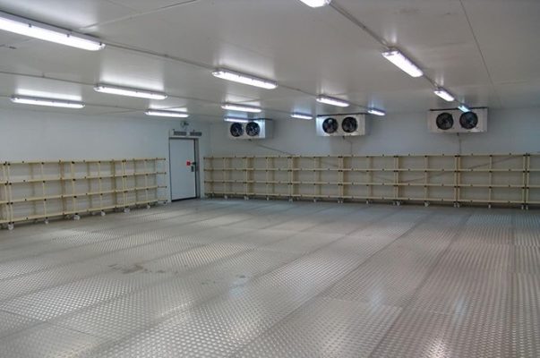 Dịch vụ cho thuê kho lạnh uy tín, giá rẻ tại V-Box Self Storage