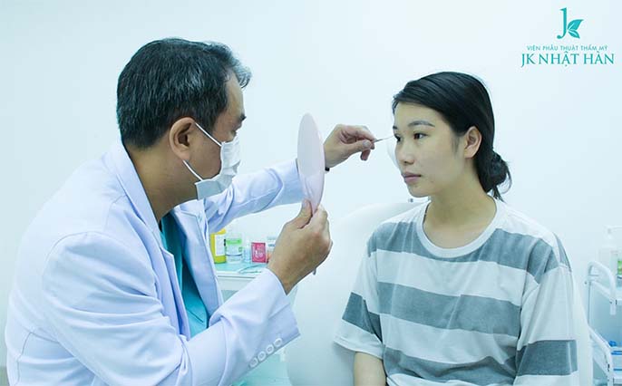 Địa chỉ phẫu thuật thẩm mỹ mắt to mắt nhỏ uy tín tại Sài Gòn