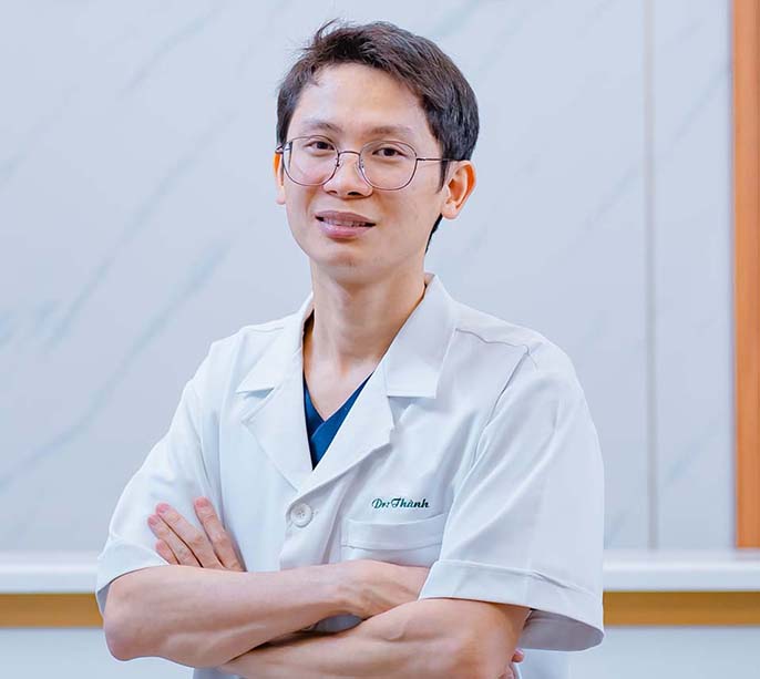 Dr Duy Thành hướng dẫn cách chăm sóc sau cấy tóc tự thân