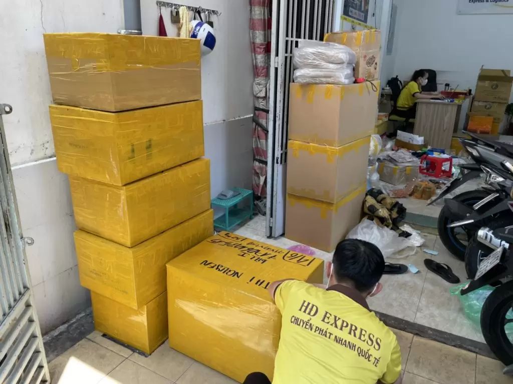 gửi hàng đi Mỹ tại HĐ Express