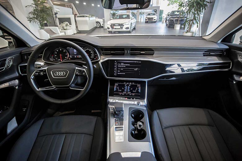 Đánh giá nội thất xe Audi A6