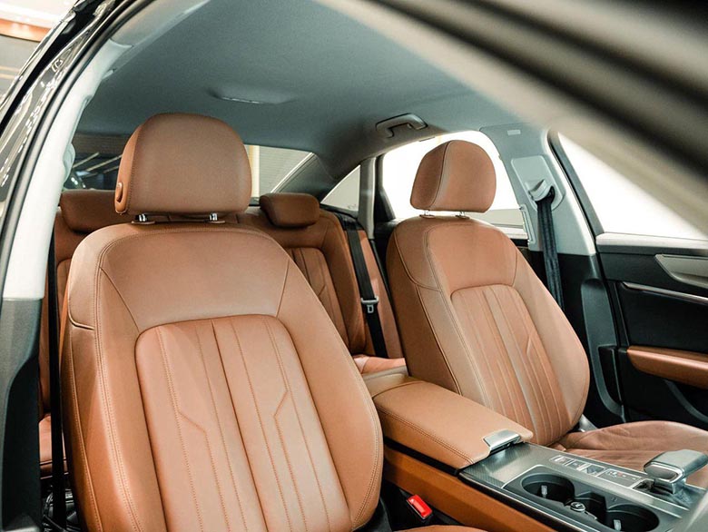 Đánh giá nội thất xe Audi A6