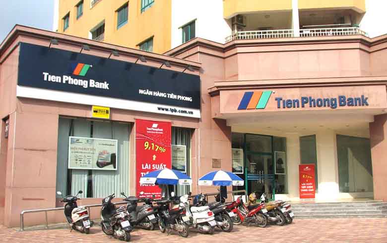 AIT Group - Đơn vị thi công biển hiệu quảng cáo uy tín, chất lượng