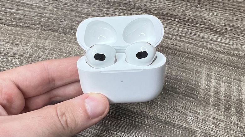 AirPods Pro 3 sắp ra đời? Liệu có nên mua AirPods 3 nữa không?