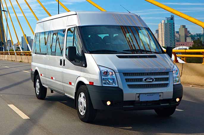 Giá thuê xe 16 chỗ phụ thuộc vào các tiêu chí nào? 