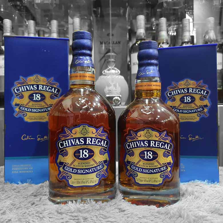 Rượu Chivas 18 - Dòng rượu Chivas đẳng cấp từ hương vị đến màu sắc và thiết kế 