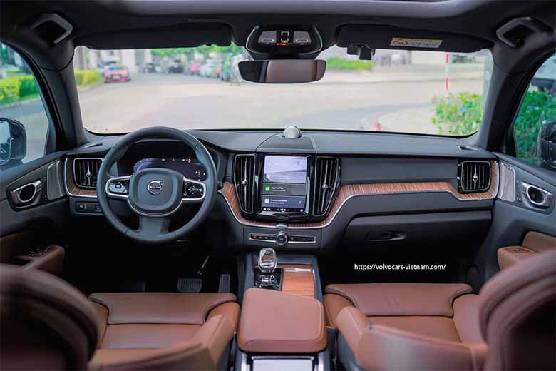 Volvo XC60: Đẳng Cấp Bắc Âu, Ưu Đãi Độc Quyền Tại Volvo Car Đông Saigon